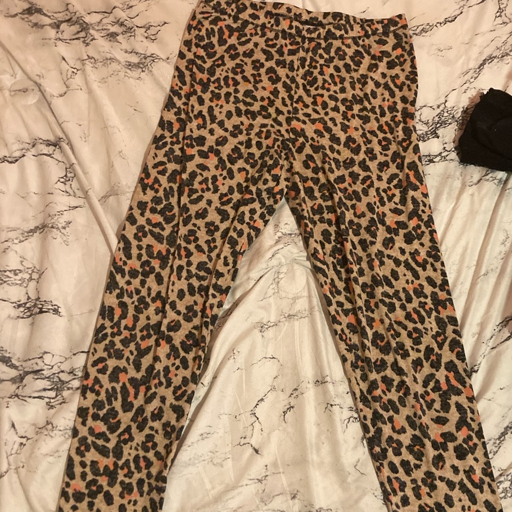 These are some cute just lounge leggings